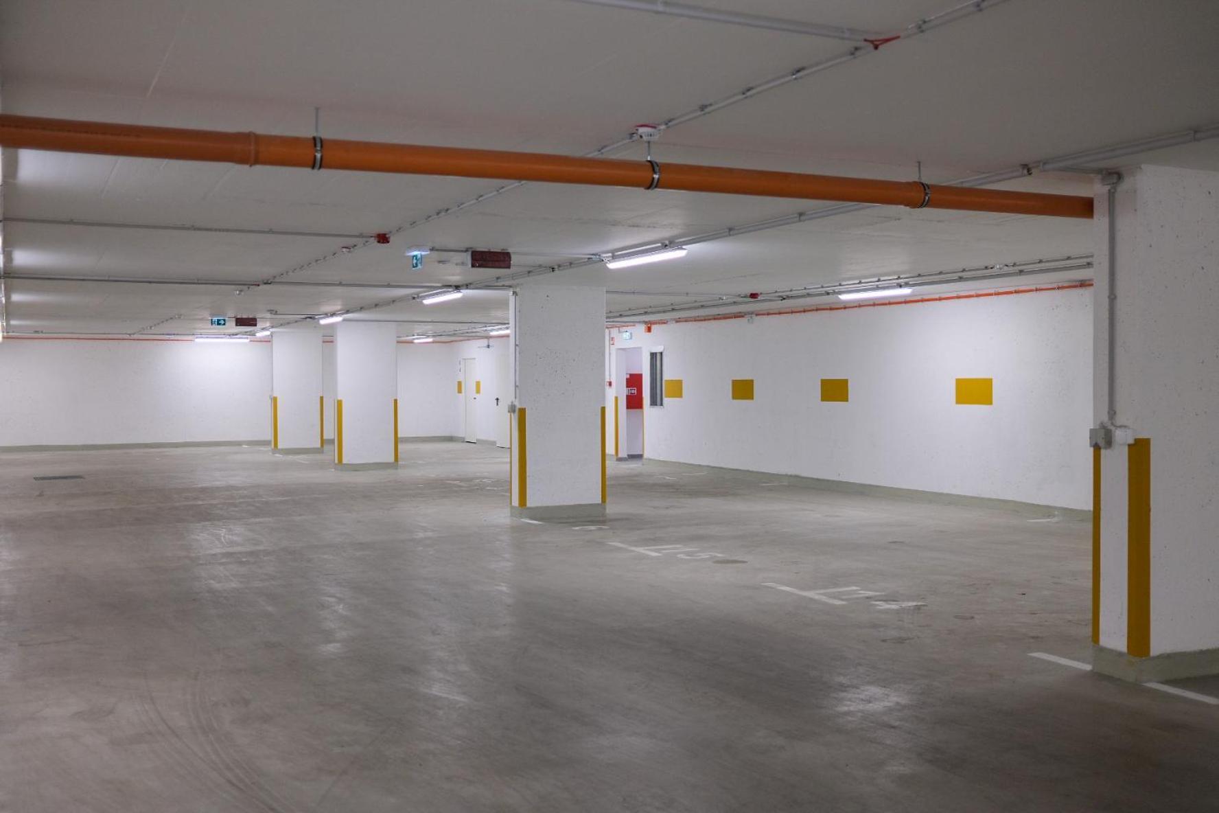 Apartamento Cityscape ~ Ac/indoor Parking/balcony *